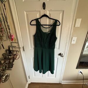 Elegant Green Lace Dress